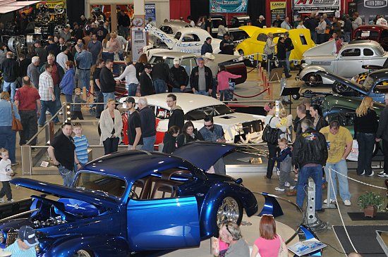 HALO CHEVY COUPE SWEEPS GOLDMARK TITLE AT ROADSTER SHOW