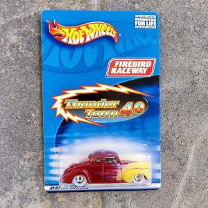 Hot Wheels Thunder Town 40