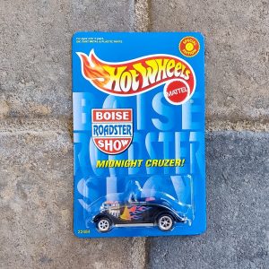 Hot Wheels Midnight Cruzer